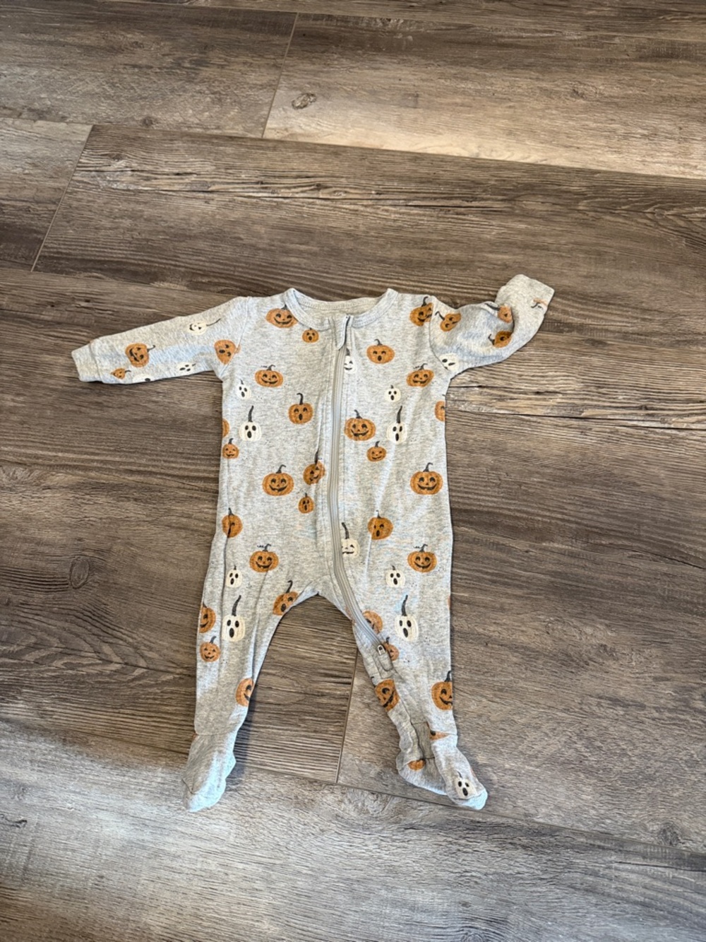 Petit Lem Gray Footed One-Piece with Orange Pumpkin Print